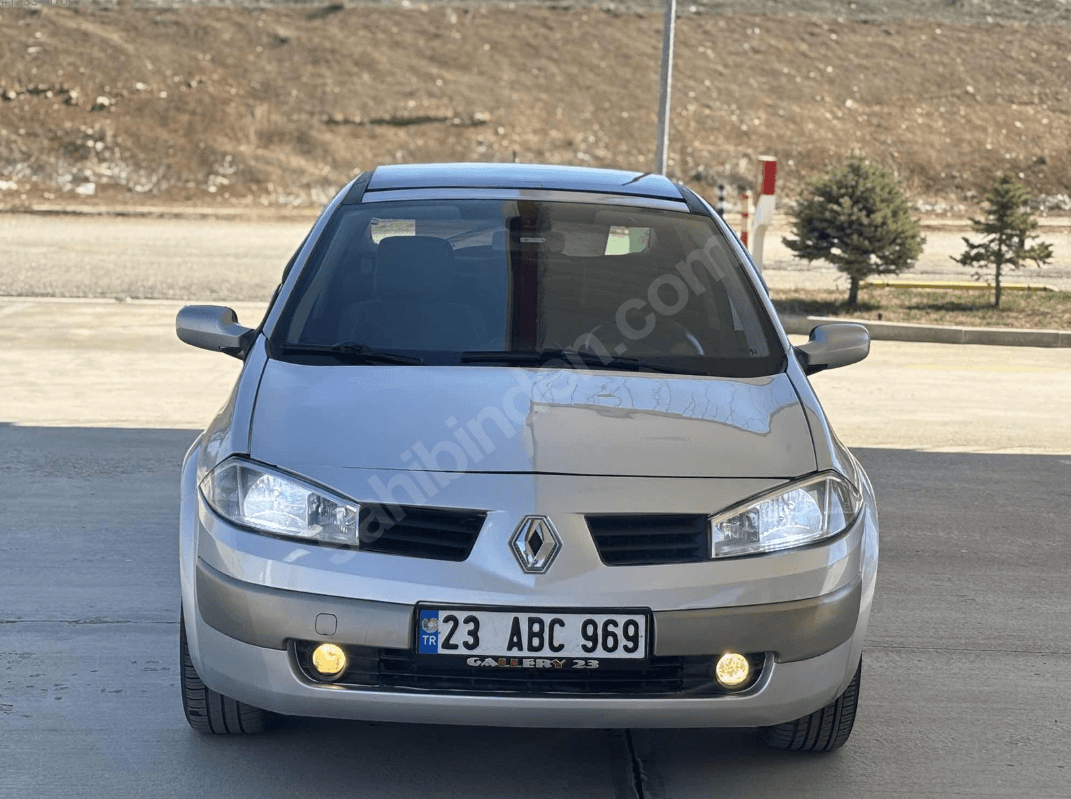 2005 MODEL MEGANE 1.5 DCİ DYNAMIQUE CAM TAVAN FULL ÇOK TEMİZ - 3