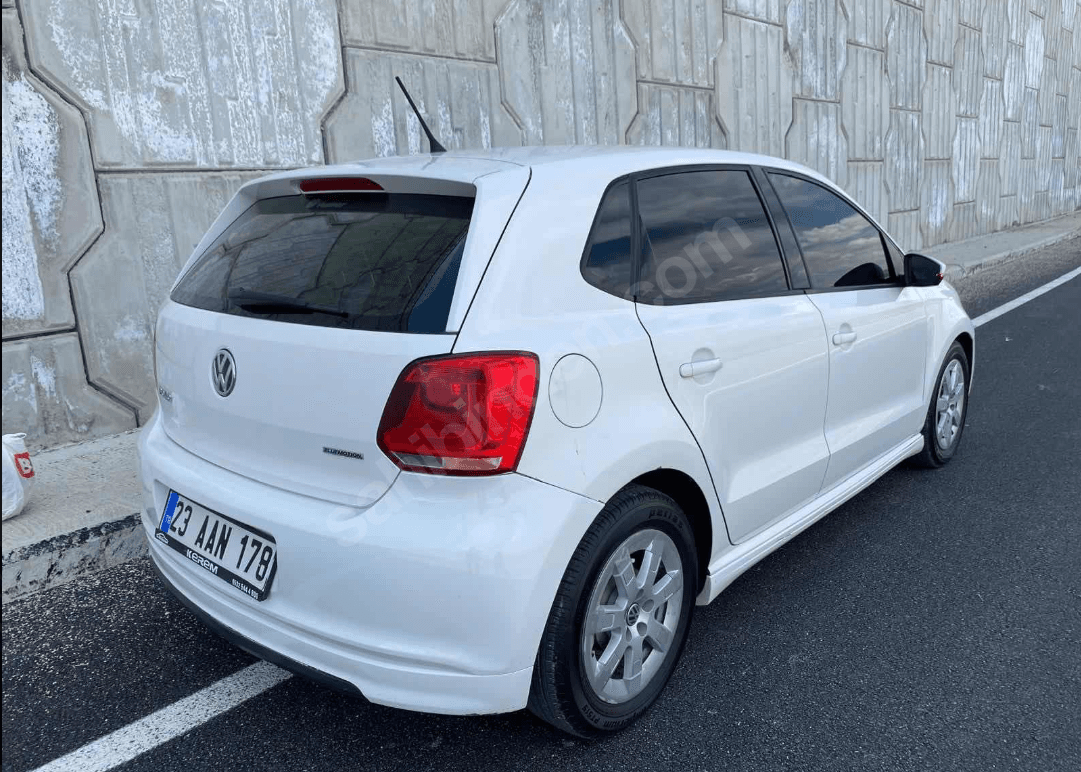 2012 MODEL POLO 1.2 TDİ BLUEMOTİON ÇOK TEMİZZ AİLE ARACI BAKIMLI - 4