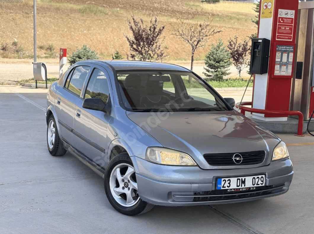 2009 MODEL OPEL ASTRA 1.4 LPG DEĞİŞENSİZZ ÇOK TEMİZZ AİLE ARACI