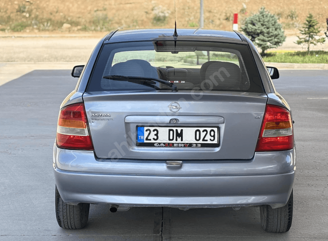 2009 MODEL OPEL ASTRA 1.4 LPG DEĞİŞENSİZZ ÇOK TEMİZZ AİLE ARACI - 4